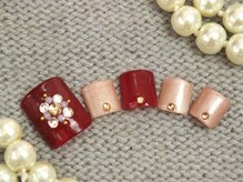 エムネイル(M Nail)/フットネイル・大人エレガント