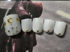 雪の結晶フットネイル