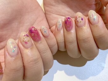 ネイルズ ララ(nails Lala)/押し花。