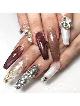 キュアバイアニーアンドジーノ(Qa by Annie&Gino)/