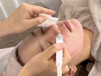 エステティック バイ イム(esthetic by im)の写真/【ハイドラ毛穴洗浄+クレイパック¥6,000】毛穴のお悩みはお任せ下さい!REVIハーブピーリングも取扱◎