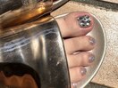 親指やり放題フットネイル