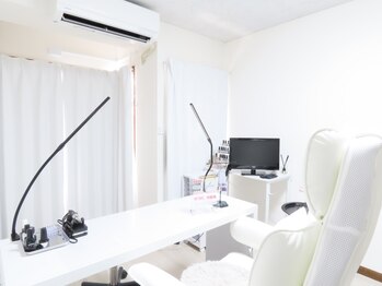 エーレ(ehre)の写真/本格ハンドケアで健康的な自爪・美爪に!ジェルの持ちが悪い方にもおすすめ◎ワンランク上の仕上がりに…♪