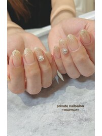 キラキラネイル