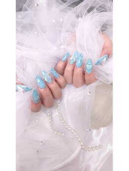 ラズリ(Lazuri)/水色で推しカラーネイル