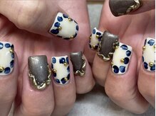 nail （個室型、１席のみのネイルスペース）ショートネイルといえばmio.ネイル