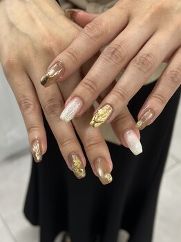 サロン リュエ(salon lue.)の写真/オフィスにも最適。上品で肌なじみ抜群ネイルで、大人かわいい日常を演出して★