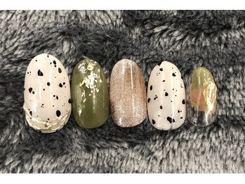 アミュレット(AMULET)/11月定額 6050円