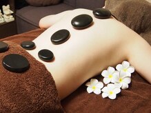 リラクゼーションルーム キャットナップ(Catnap)の雰囲気（ホットストーンの温活メニューで全身ポカポカに）