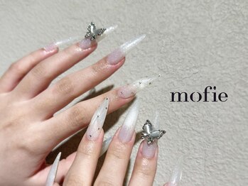 モフィ(mofie)/ホワイトマグネットネイルby YUI