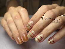 ツイン(twin.)/チェックネイル
