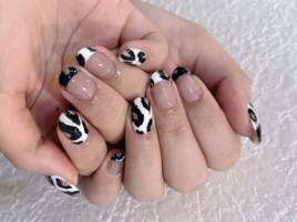 アニマル柄ネイル
