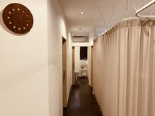 チッカルーチェ 旭町店(Chicka luce)/店内通路