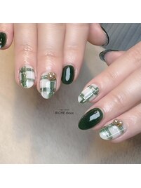 グリーンチェックガーリーネイル