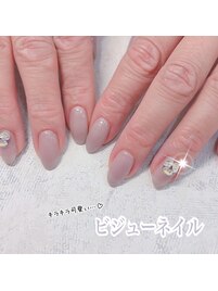 大きなビジュー☆