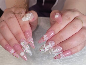 ウメネイルスタジオ(UME NAIL STUDIO)/長さだしやり放題×つけ放題