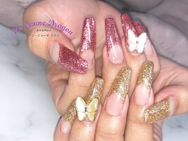 【ロングネイル】蝶々ネイル