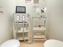 みつばちさろん/個室内