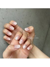 きらきらビジューネイル