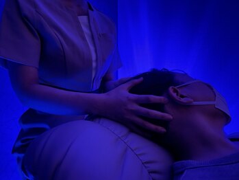 スリープイン 東武宇都宮店(Sleep in)の写真/ペアでのご来店大歓迎◎同じ時間に同じ至福体験を！幻想的な非日常空間で受けるドライヘッドスパ専門店★