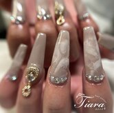 ネイルサロン ティアラ(Tiara)