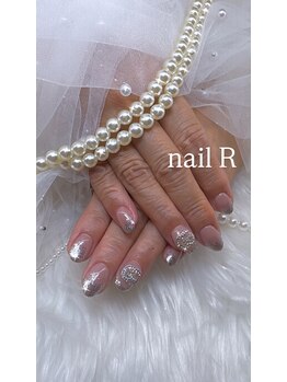 ネイルアール(nail R)/ラメグラブランドネイルです♪