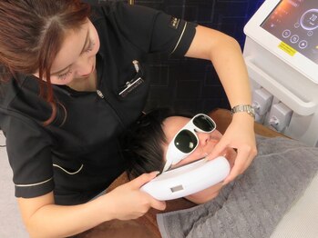 トパーズ 藤枝店(Topaz)/ひげ脱毛 フェイシャル/ニキビ