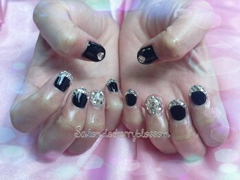 サロンドチェリーブロッサム(Salon de Cherryblossom)/