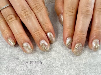 ラ フルール(La Fleur)/水彩ネイル