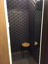 らくらく堂 与野本町整体院/院内紹介（更衣室2つ設置）