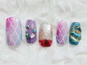 ネイリシャス(NAILICIOUS)/透明なストーンが涼しげ♪