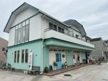 フアリ(Huali)/Salon 外観