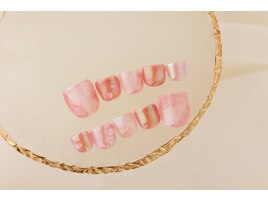 ぷっくり鮮やかネイル