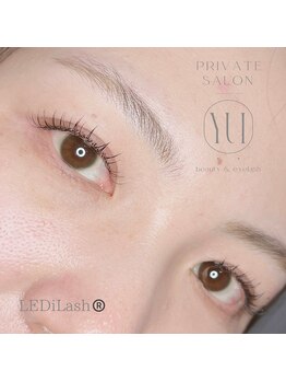 ユイ(YUI)/沁みない腫れないLEDマツエク