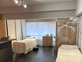 サロンドエマ(Salon de EMMA)の写真/【仙台駅徒歩3分】居心地の良さ&相談しやすい空間◎/プライベートサロンでお客様にあった施術を◎