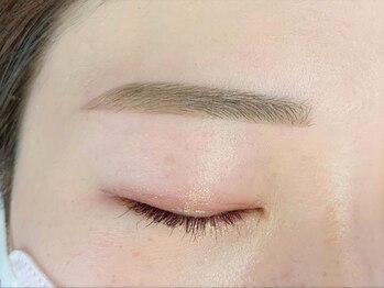 ビューステージ アイブロウサロン 小倉/骨格に合わせた美人眉♪