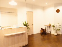 チッカルーチェ 旭町店(Chicka luce)/受付・カウンセリングスペース