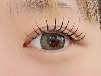エイル ビューティ ベル(EIL beauty Belle)の写真/ボリュームまつげでぱっちり目元へ◎選べるつけ放題で理想の仕上がり♪