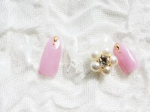 ネイリシャス(NAILICIOUS)/透明感が◎！ガーリーネイル