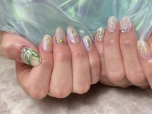 クルル(curule)/人魚のしっぽネイル