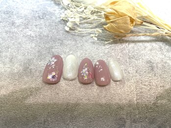 ネイル バズ(NAIL BUZZ)/初回ソフトジェルオフ込11000円