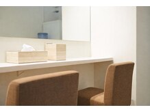 エメローズ 心斎橋店(AIMEROSE)/メイク直しスペース