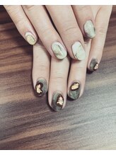 イルソーレネイル(ILSOLE NAIL)/アシンメトリーネイル