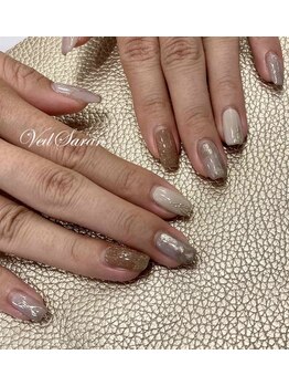 ヴェールサラン(Veil Saran)/キラキラニュアンスネイル