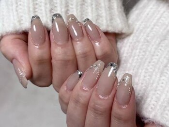 アルラビューティスタイル(ARURA Beauty Style)の写真/【定額Sampleあり】相談しやすいスタッフが丁寧に対応し、理想のネイルをご提案♪