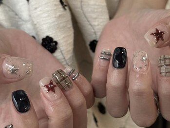 エティル(Etel atelier)/星ネイル/韓国っぽネイル