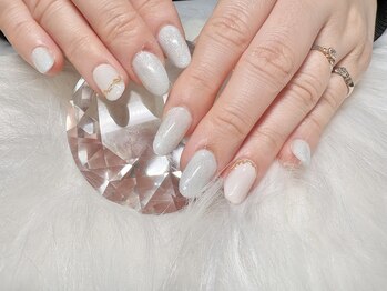 〈マグネットネイル〉