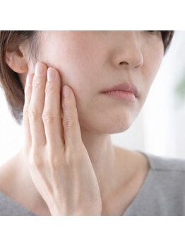 アロハ(ALOHA.)の写真/余白・むくみで顔が大きく見える方へ｜その場で変化を実感する小顔矯正 【初回限定 ¥7,980】