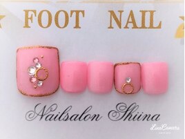 フットネイル8000円