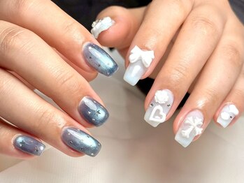 パダアット ヴァラネイル 天神南店(PADA at VALLANAIL)/青みマグネット/ぷっくり白パ-ツ